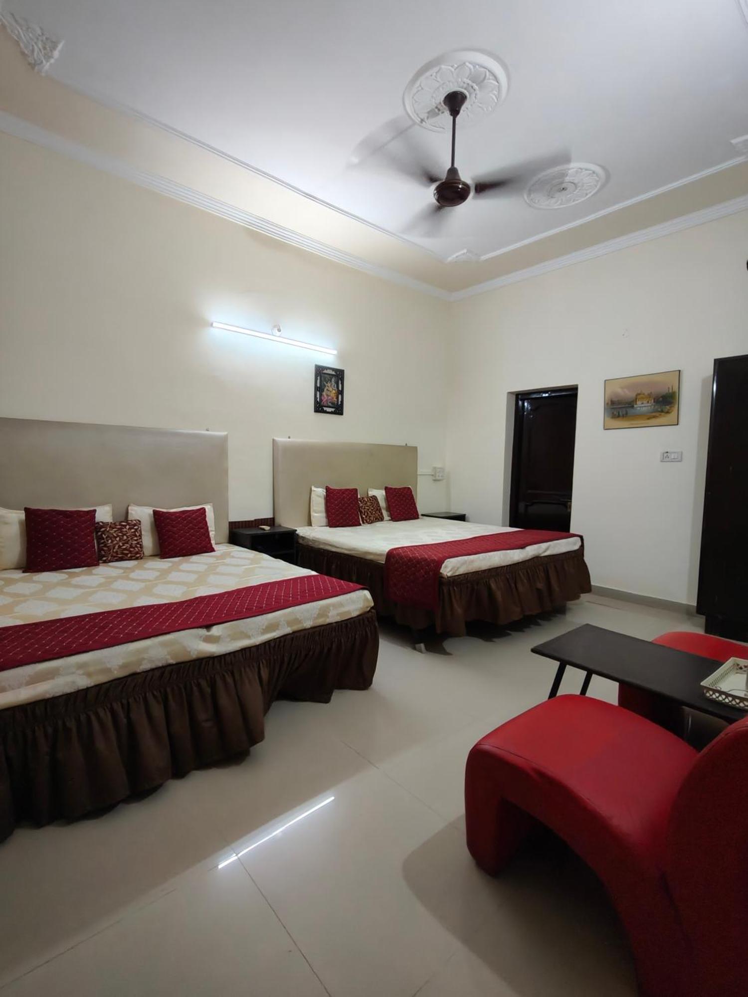 New Chandigarh Holiday Home Екстер'єр фото